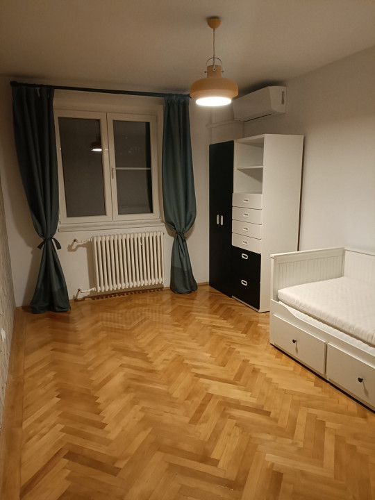 Apartament 3 camere deosebit Piata Amzei