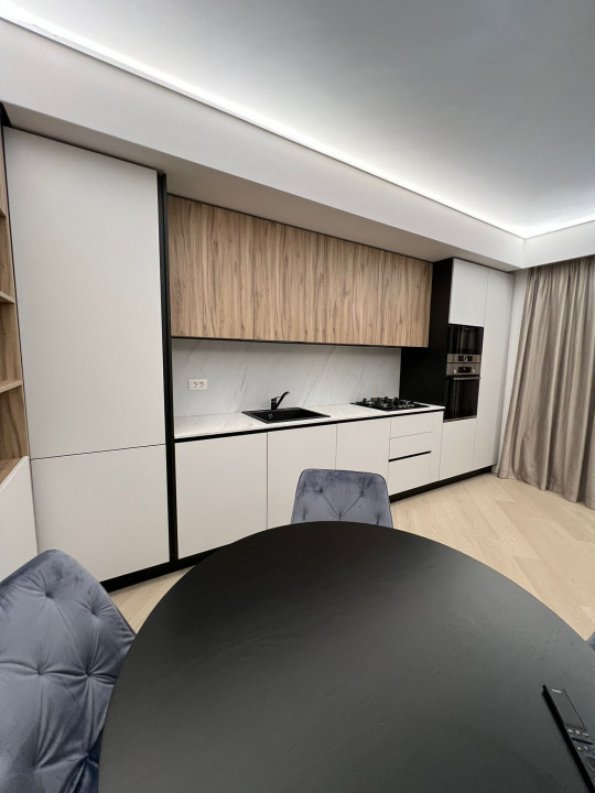 Apartament 3 camere Cortina North
