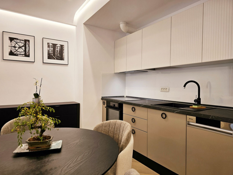 Apartament 2 camere Cortina 126
