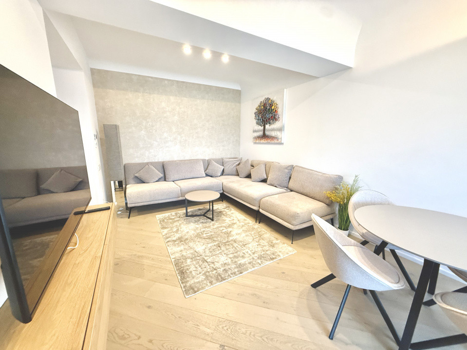 Apartament 3 camere Cortina Academy