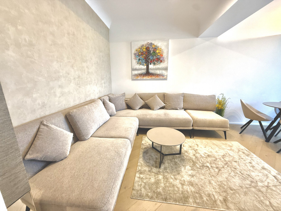 Apartament 3 camere Cortina Academy