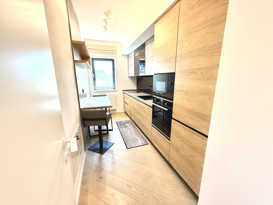 Apartament 3 camere Cortina Academy