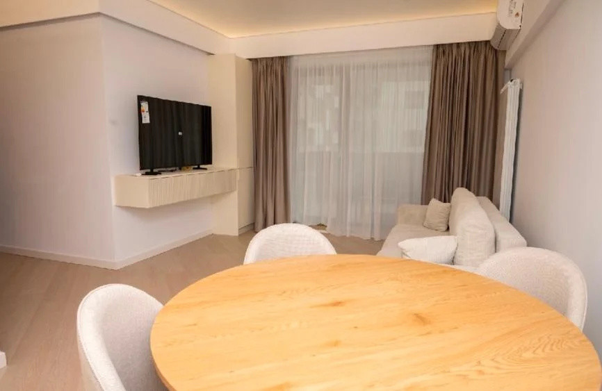 Apartament 3 camere Cortina North