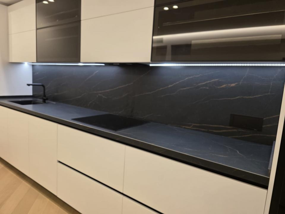 Apartament 3 camere Cortina 126