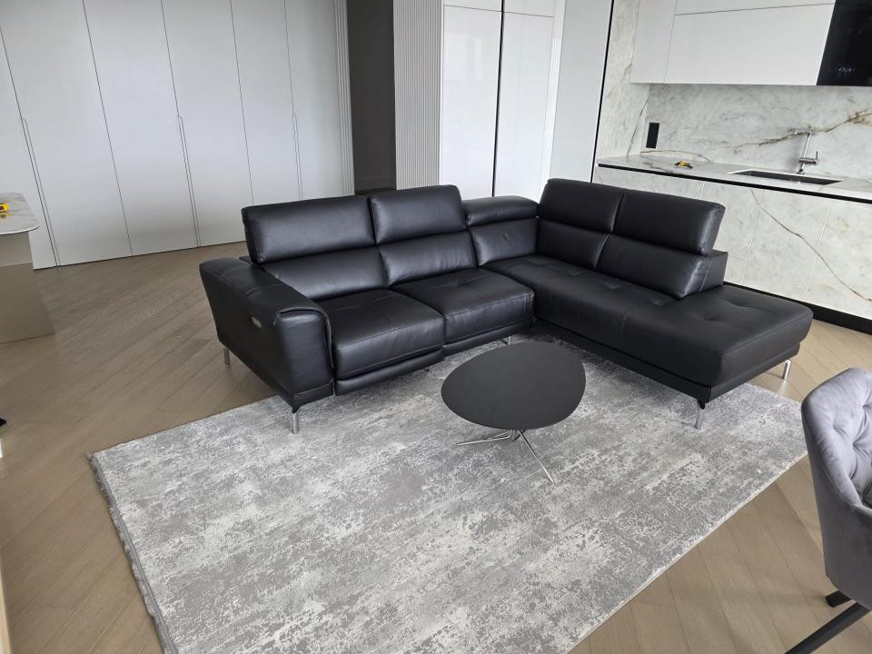 Apartament RAR în Cortina 126 | Etaj 8 | Înălțime peste standard 