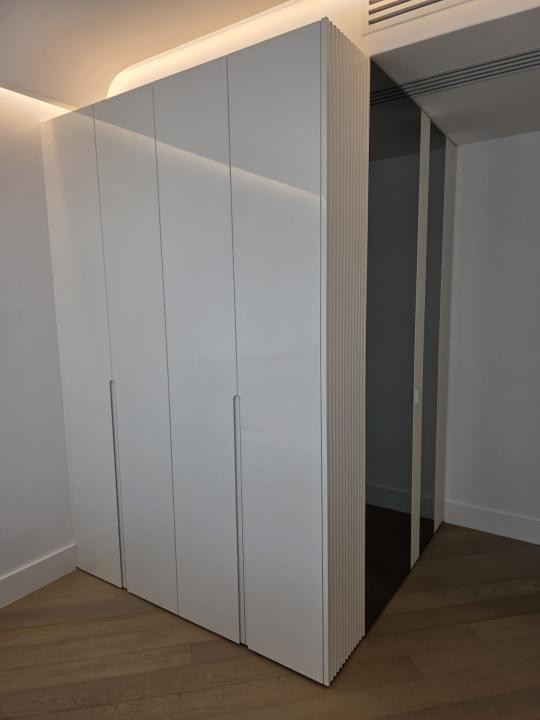 Apartament RAR în Cortina 126 | Etaj 8 | Înălțime peste standard 