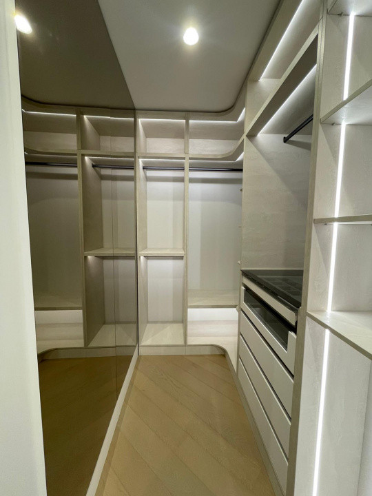 Apartament 3 camere Cortina 126